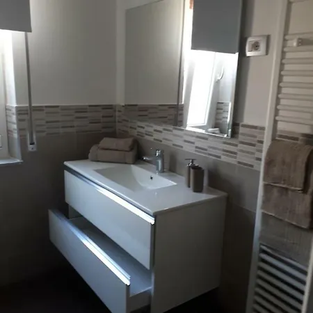 Ca Rossi City House Apartment