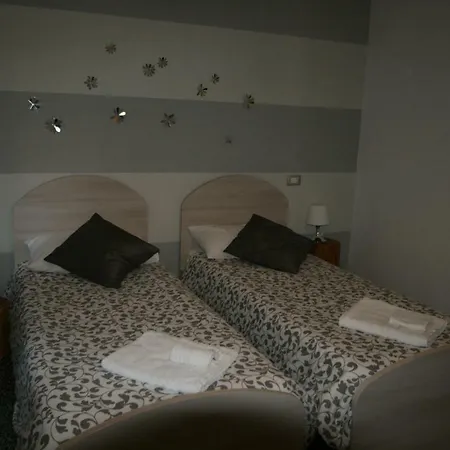 Apartmán Ca Rossi City House *